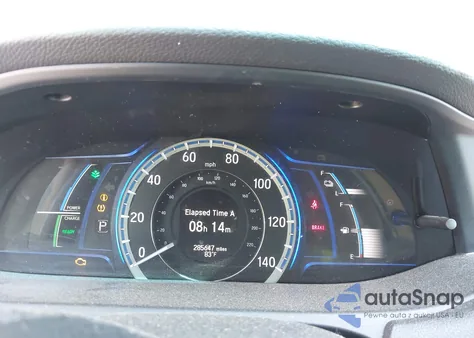 2015 Honda Accord Hybrid Touring z USA, uszkodzony, nr VIN 1HGCR6F74FA005541